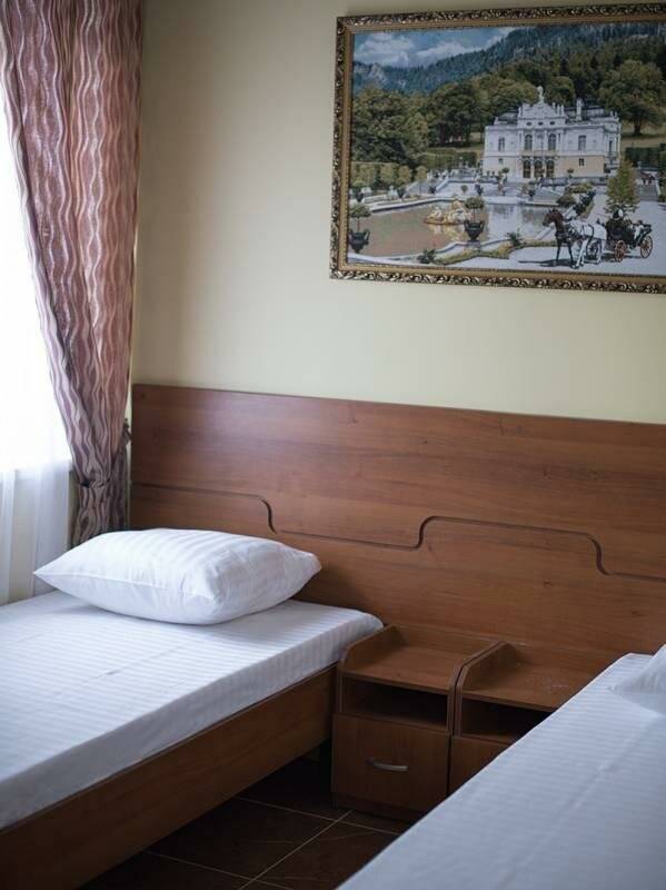 Номер стандарт с 2 односпальными кроватями